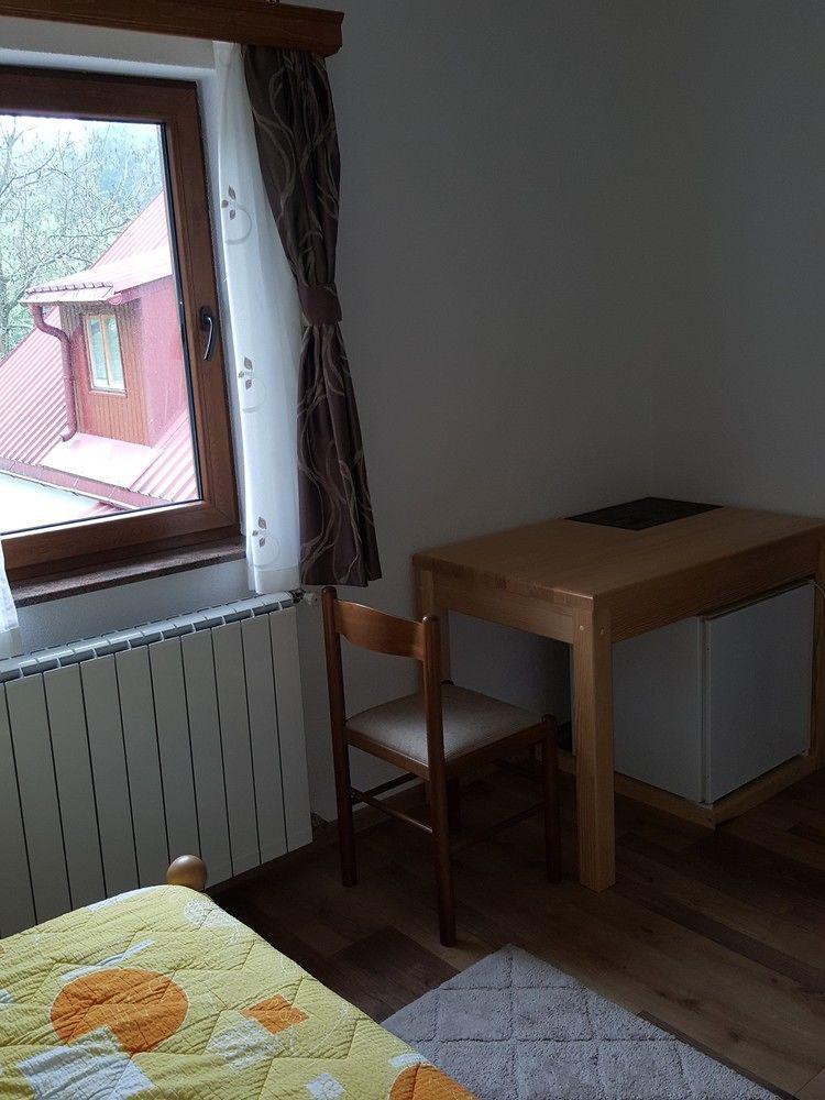 House Boro Hotel Jezerce Buitenkant foto