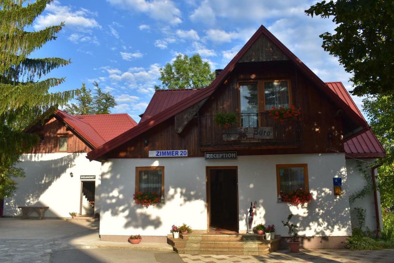 House Boro Hotel Jezerce Buitenkant foto